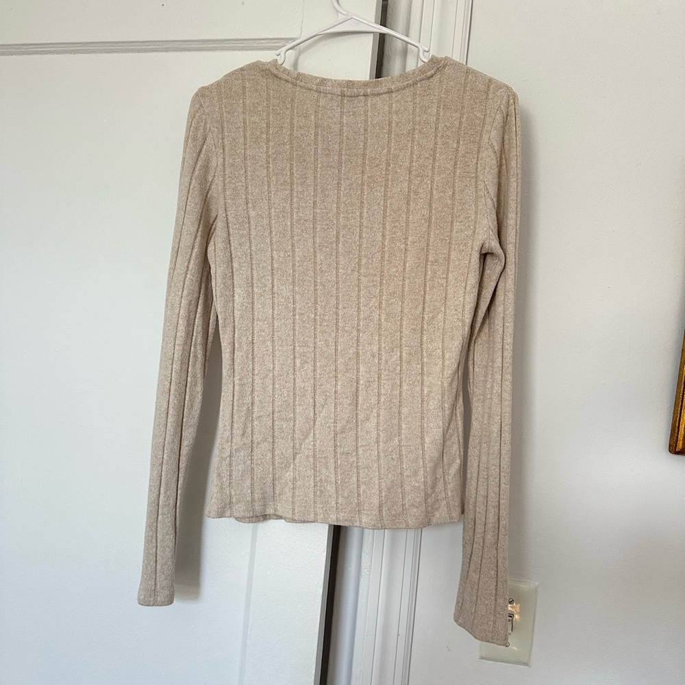 Oatmeal Ribbed Knit Top - Picture 2 of 2
